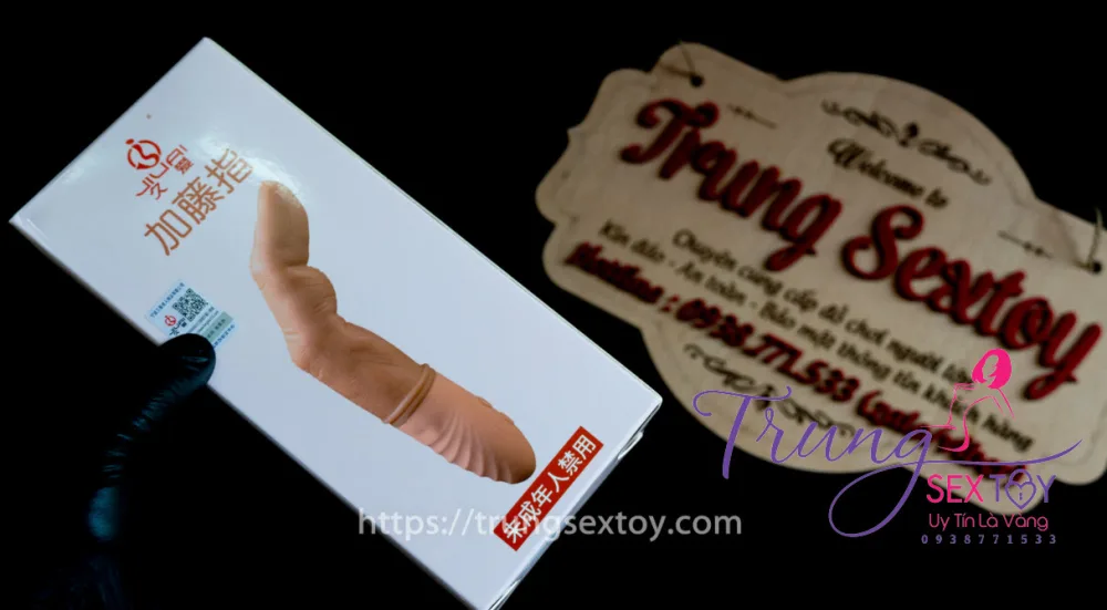 Powerful Silicon Finger Vibrator 5 Modes G-Spot Massager — Its meticulous crafting of every vein and ridge simulates
