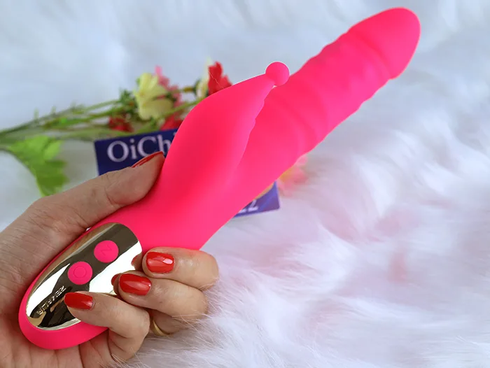 Zemalia Zora Beaded Vibrating Handheld Dildo Female — Convenient Rechargeable Battery and Portability