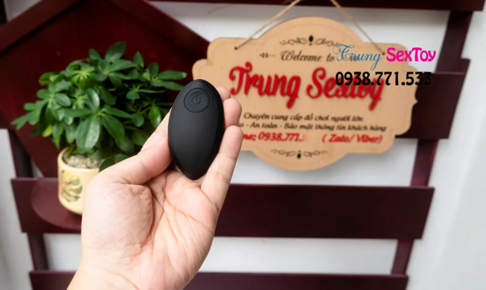 Remote Control Bullet Vibrator USB Rechargeable — This flexible intimacy tool opens up new worlds of
