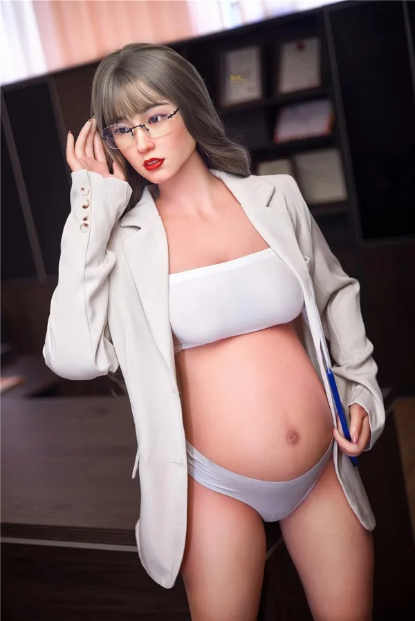IronTech Betty 158cm Pregnant Realistic Love Doll — Key Features at a Glance