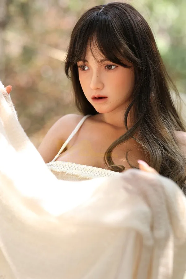 IronTech Petite Yeona 167cm Realistic Sex Doll — hình 4