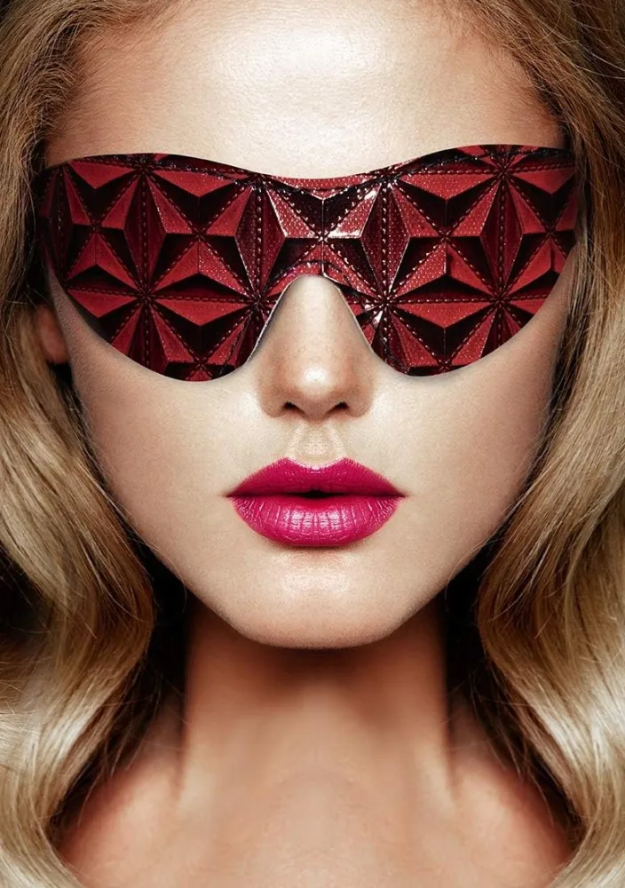 Leather Blindfold Sensual Bedroom BDSM Accessories — Key Features at a Glance