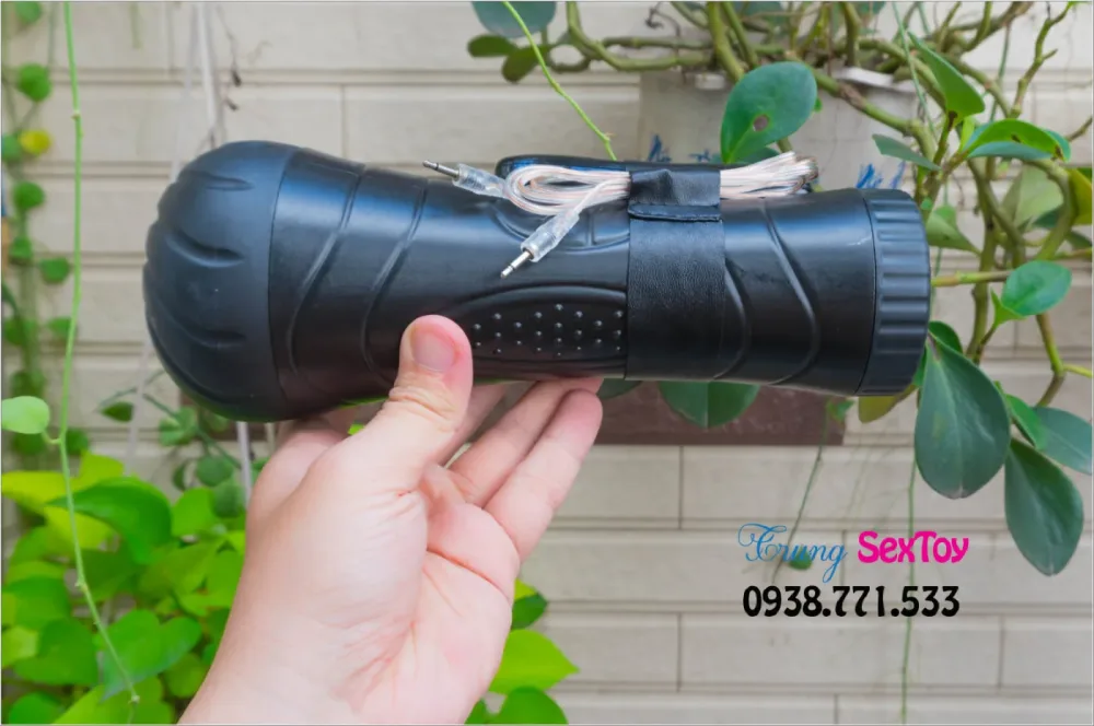 7 Mode Vibrating Flashlight Male Masturbation Toy — Styled exactly like a regular flashlight, it offers privacy