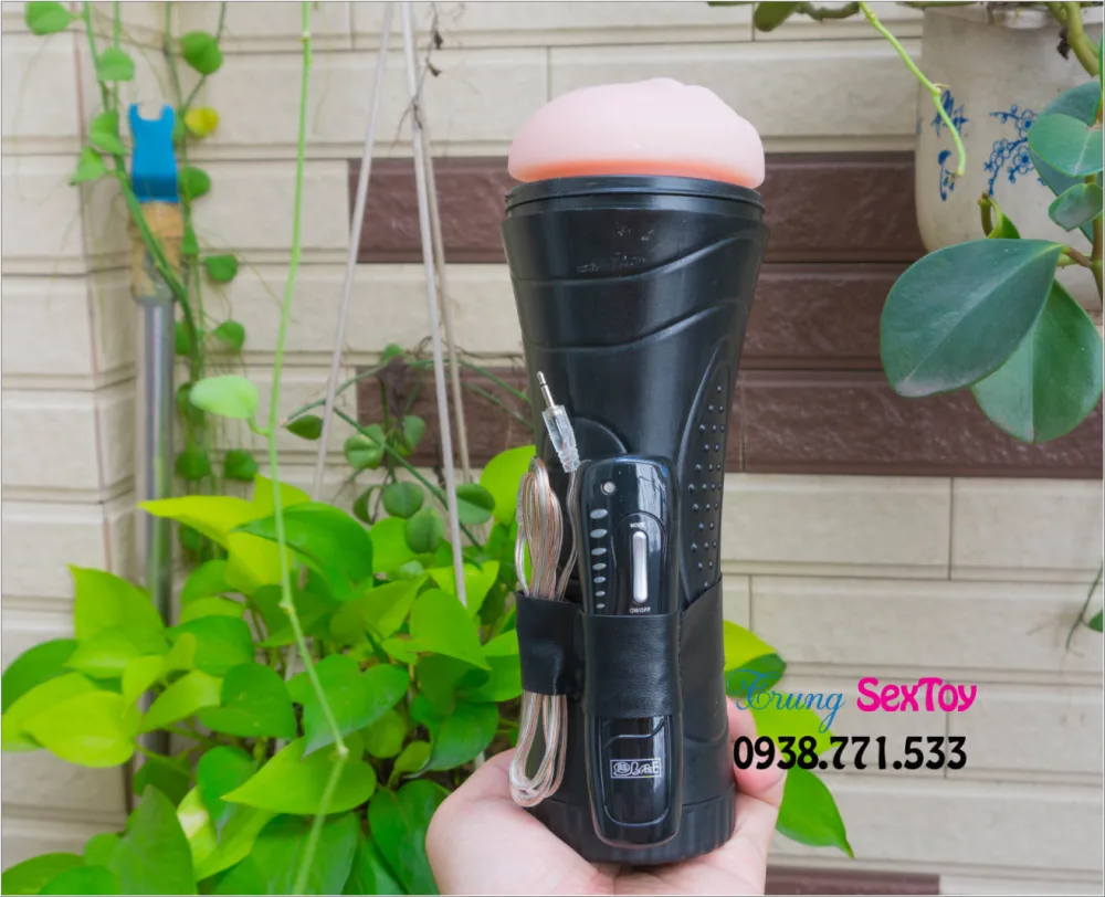 7 Mode Vibrating Flashlight Male Masturbation Toy — Realistic and Stimulating Interior for Maximum Enjoyment