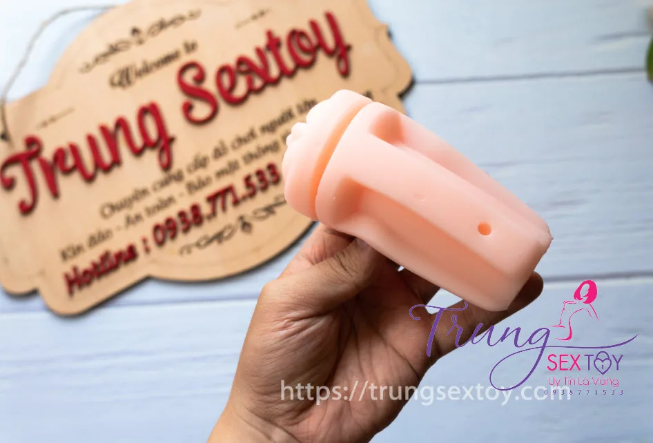 Mini Wall-Mount Male Masturbation Pocket Toy — Compact Design with Vibrant Choices
