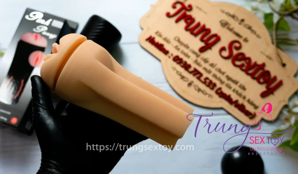 Realistic Vibrating Male Masturbator Sleeve — The detachable vibrating unit adds versatile options
