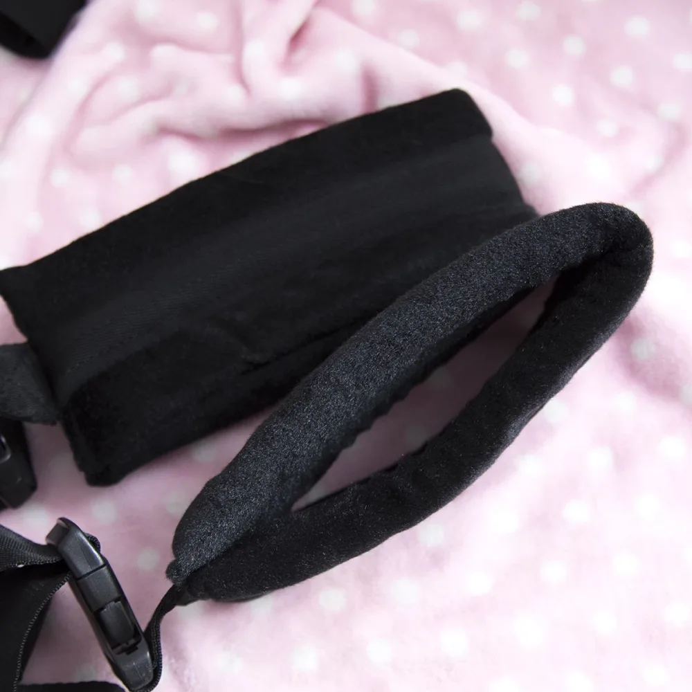 Adjustable BDSM Bed Restraint Kit Durable Bondage Gear — Premium Material for Long-Lasting Use