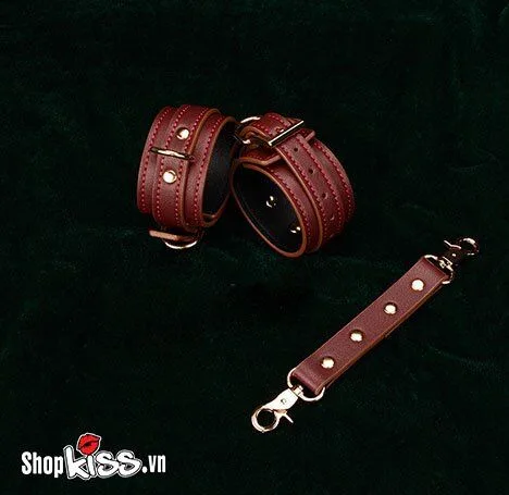 BDSM Leather Waist Thigh Restraint Handcuffs Couples Toy — Product Highlights