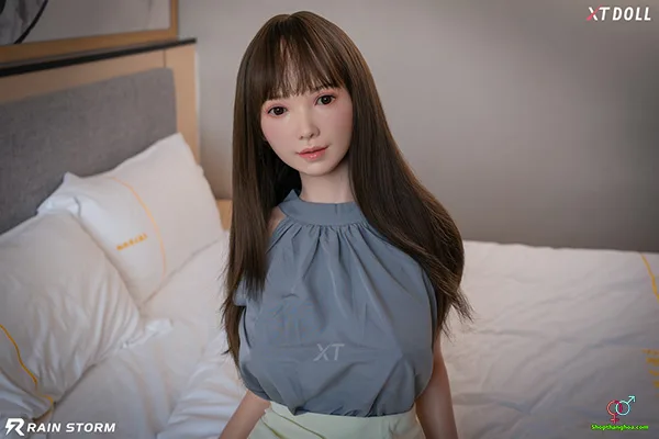 XT Doll 163cm F-cup Silicone Sex Doll - Realistic & — Premium Silicone Material & Realistic Design