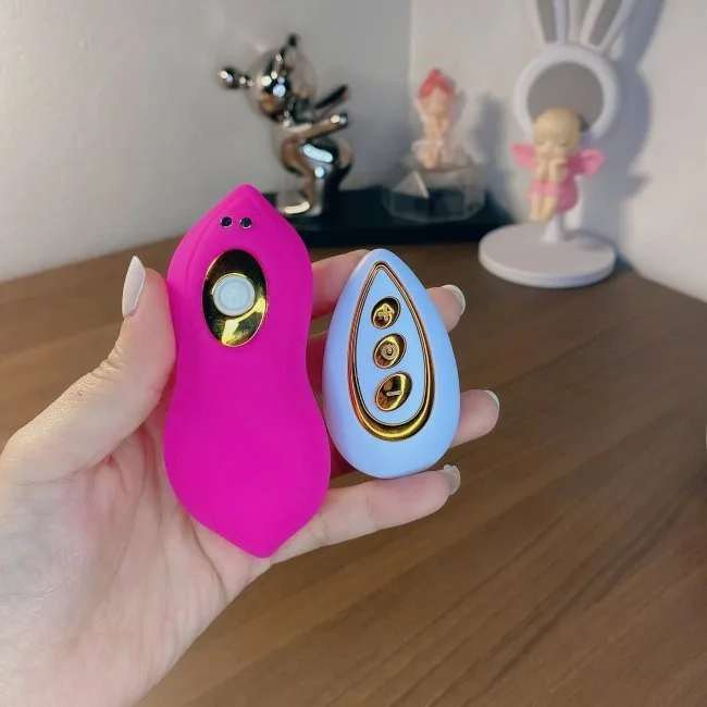12 Mode Clitoral Vibrator USB Rechargeable Mini Toy — This compact and discreet gadget is designed to satisfy