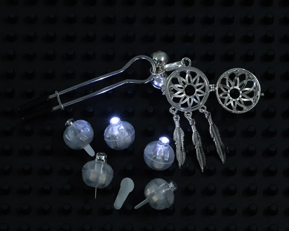 Chisa Senuelo Silver Plume BDSM Set Nipple Clamps Glow — Sleek, Durable, and Travel-Ready Design