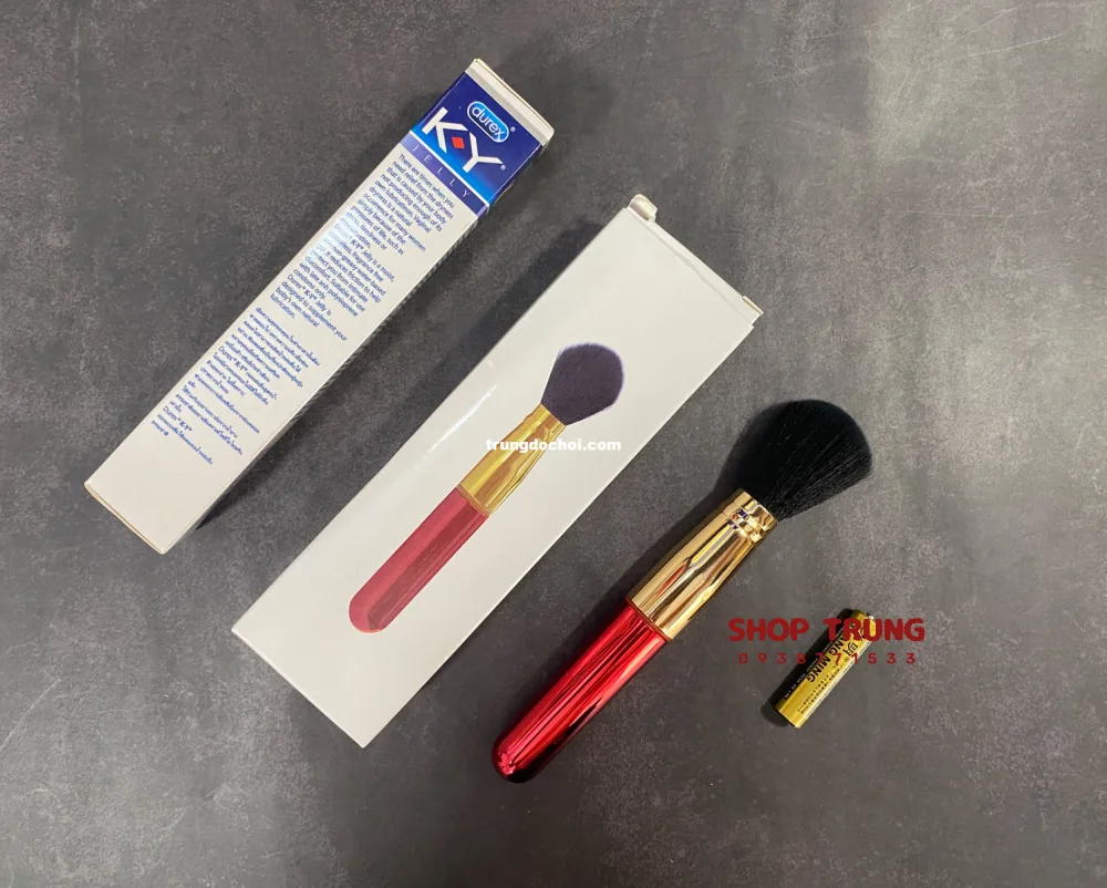 Discreet Vibrating Makeup Brush Adult Toy Secret Pleasure — Premium Quality & Safe Materials