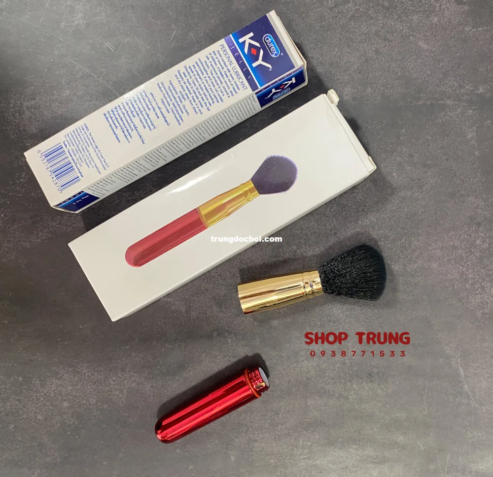 Discreet Vibrating Makeup Brush Adult Toy Secret Pleasure — Ideal for Beginners & Couples