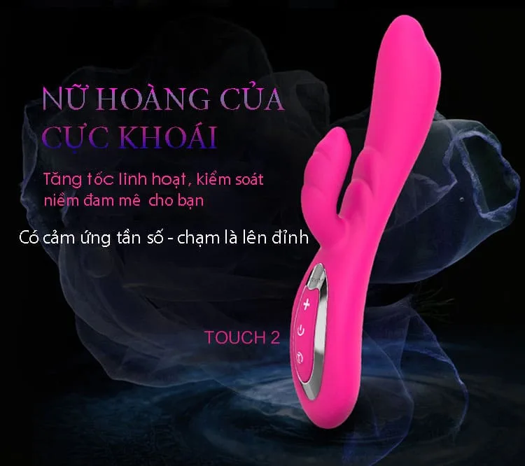 Touch-Sensitive G-Spot Silicone Massager with Remote Control — The ergonomic handle ensures a comfortable grip for easy