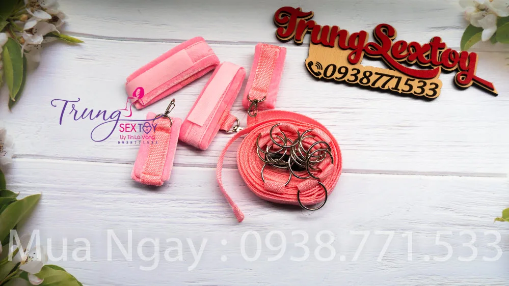 BDSM Adjustable Bed Restraints Leather Bondage Kit — Why Choose Our BDSM Bed Restraint Set?