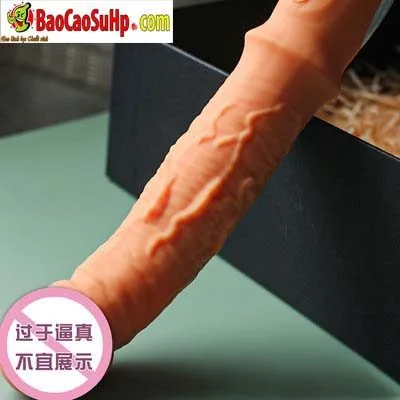 Classic Hugo Pancha Vibrating Dildo Targeting G-Spot — This exquisite device is designed with a precise 15-degree