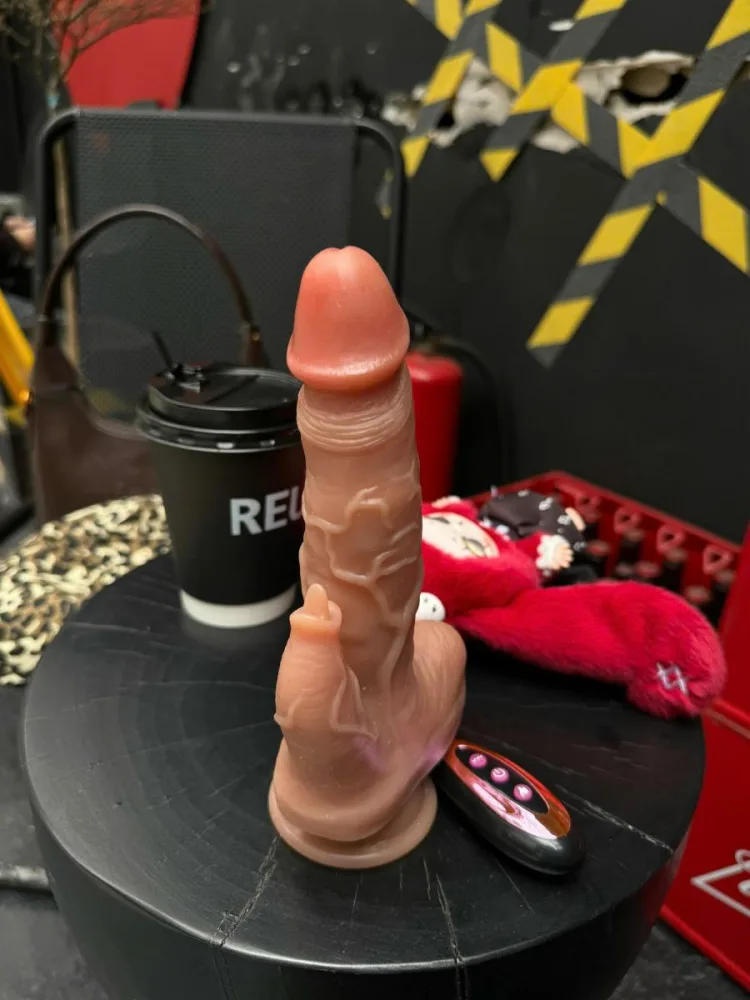Remote Control Ribbed Wall-Mounted Thrusting Dildo 20cm — Why Choose This Wall-Mounted Vibrating Dildo?
