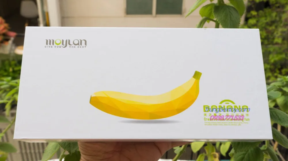 MoylanBananaShapedMultiModeRechargeableVibrator — Unique Design and Discreet Elegance