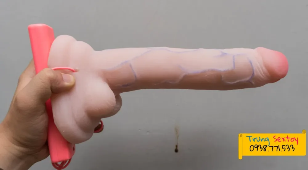 High Power Vibrating Realistic Male Masturbator Toy — Powerful and Spacious Choice for Women
