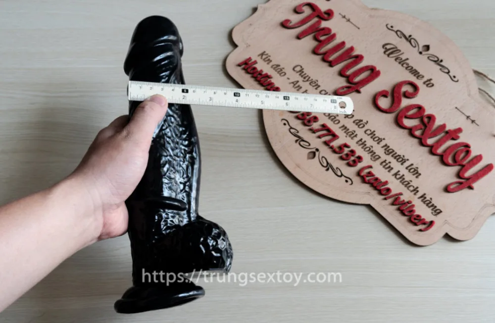 Extra Large 31.5cm Black Silicone Dildo for Female — Exceptional Size and Dimensions for Maximum Satisfaction