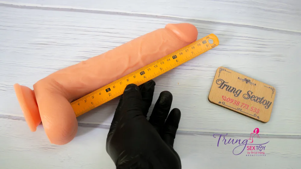 20x4cm Flexible Silicone Realistic Wall-Mount Dildo — 20x4cm Flexible Silicone Realistic Wall-Mount Dildo Only 4