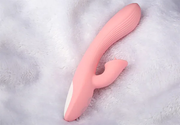 Quejoy Multi-Function Vibrating Tongue Dildo G-Spot Stim — Buy now and discover an entirely new world of delight!