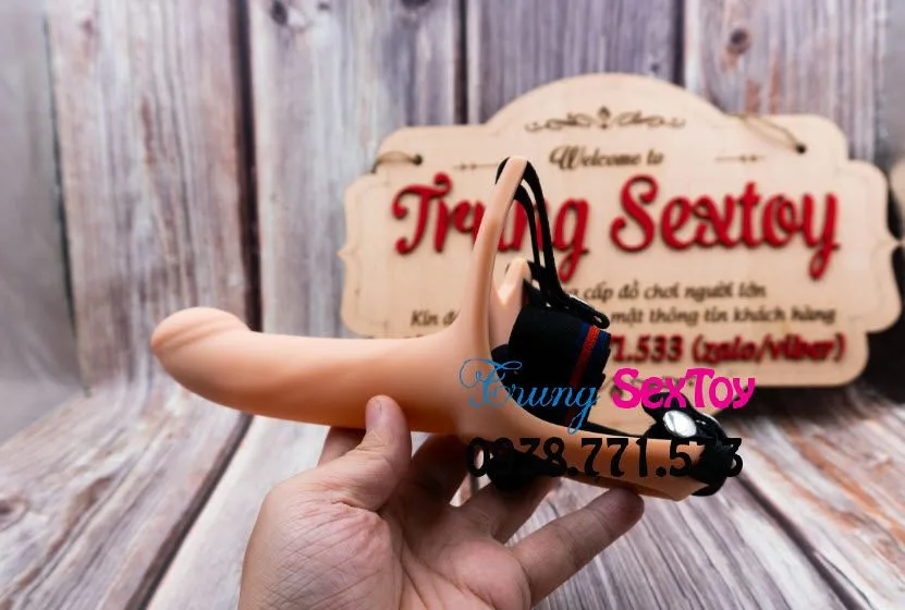 Realistic Hollow Strap-On Silicone Dildo 14cm Flexible Male — Enjoy the perfect balance of softness and firmness that