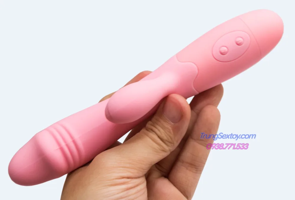 Snappy Rechargeable Dual-Head 30 Mode Vibrating Female Dildo — For ultimate ecstasy, tease all over: your neck, breasts