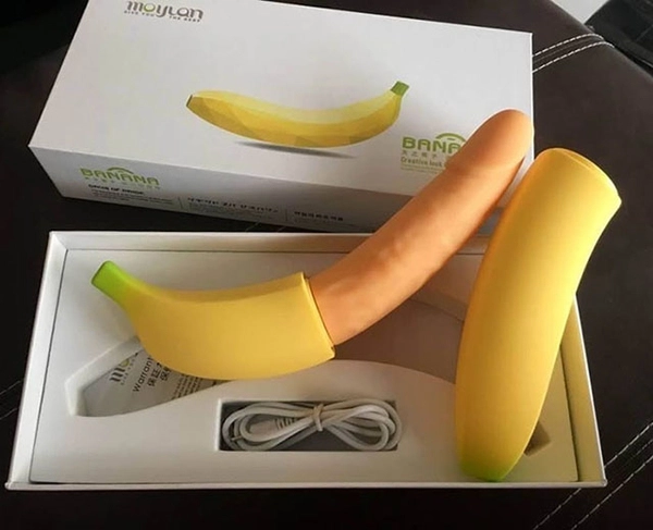 Moylan banana premium realistic fruit-shaped dildo — Perfect for those moments when intimacy feels distant, this