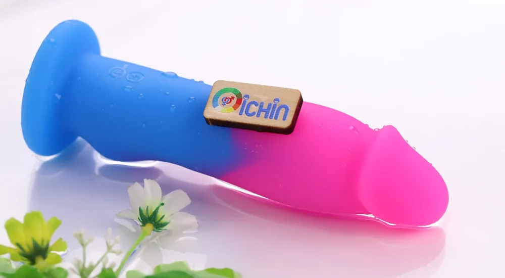 Loving World Knight Dual-Color Elastic Soft Flexible — Explore 8 Different Vibrating Modes and a Powerful Climax