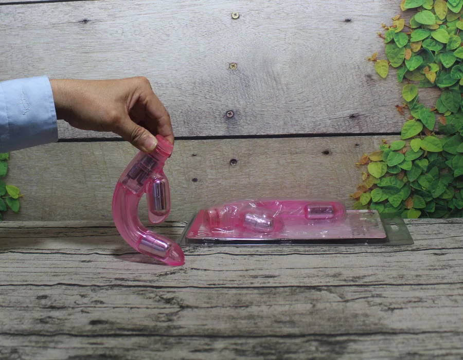 Hook Shaped Dual Motor Clitoral & G Spot Vibrator 18cm — User-Friendly & Discreet Operation