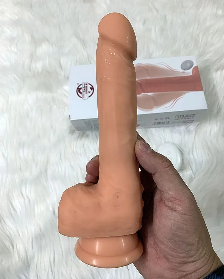 DV30C Wireless Remote Vibrating Thrust Realistic Toy — Convenient & Hygienic Design