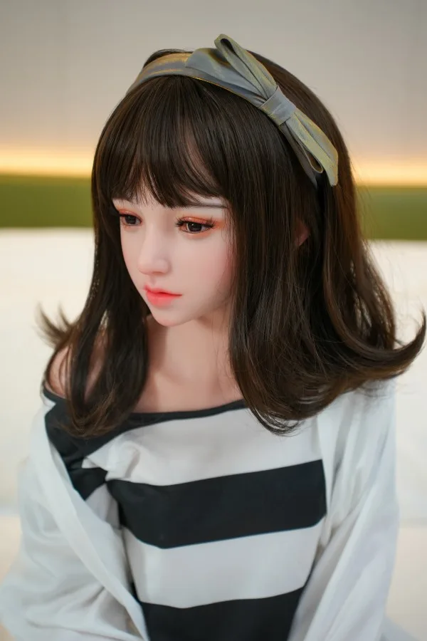 Tayu Japan Realistic Small Bust Silicone Sex Doll — hình 2