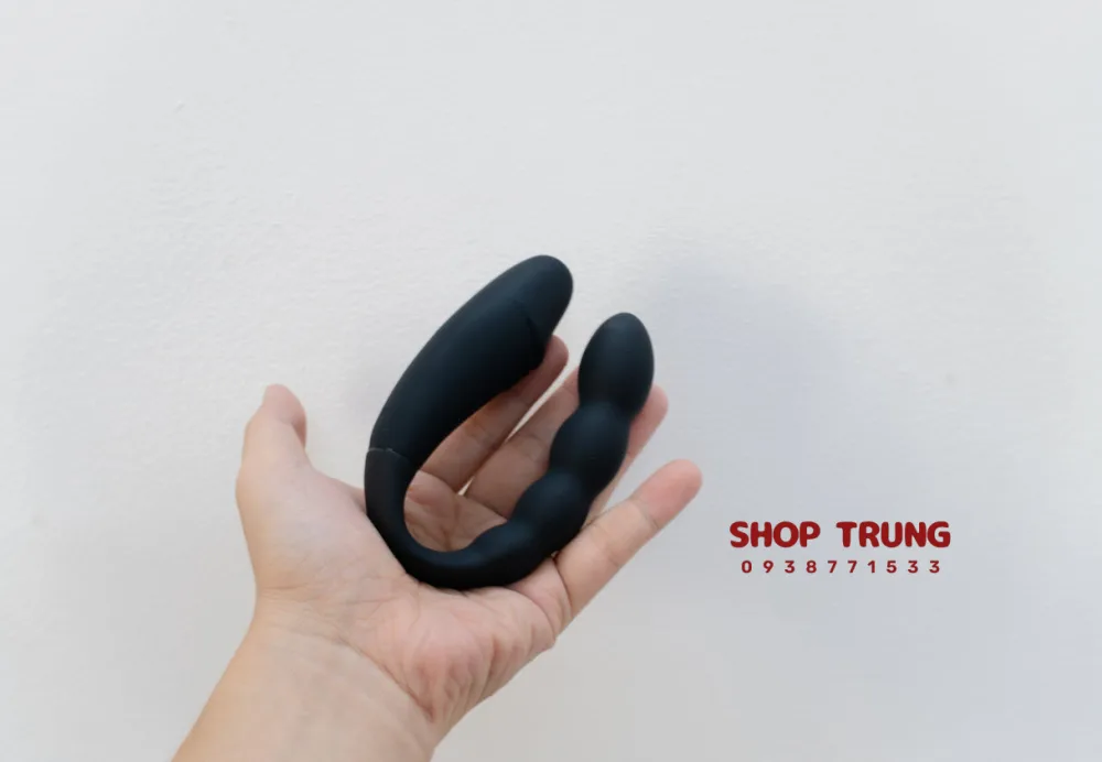 Remote Control U-Shaped Anal Vibrator with 10 Modes Black — Whether you're exploring solo sensations or spicing up your