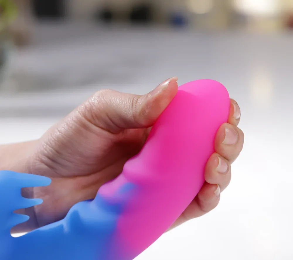 Loving World CT1917 colorful rotating vibrating tongue — Safe and Body-Friendly Material for Peace of Mind