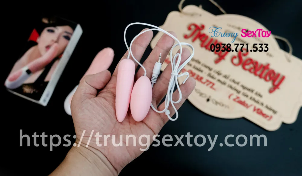 Tongue-Shaped G Spot Licking Vibrator for Female Pleasure — Ideal Size and Additional Features for Ultimate Satisfaction
