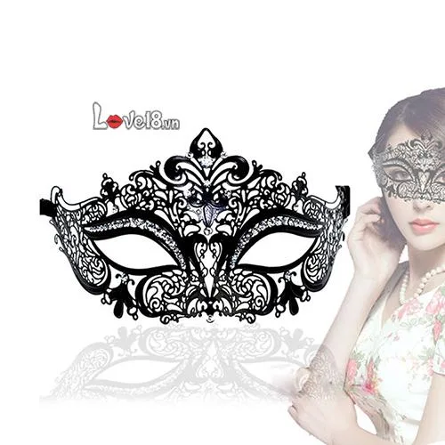 Dark Queen Cosplay Mask Metal BDSM Toy for Sensual Play — Its stylish yet sensual design makes it perfect not only