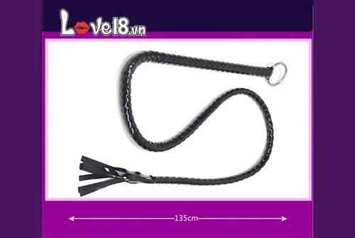 Snake Scale Leather Whip 1.35m for BDSM Play — Premium Quality and Design