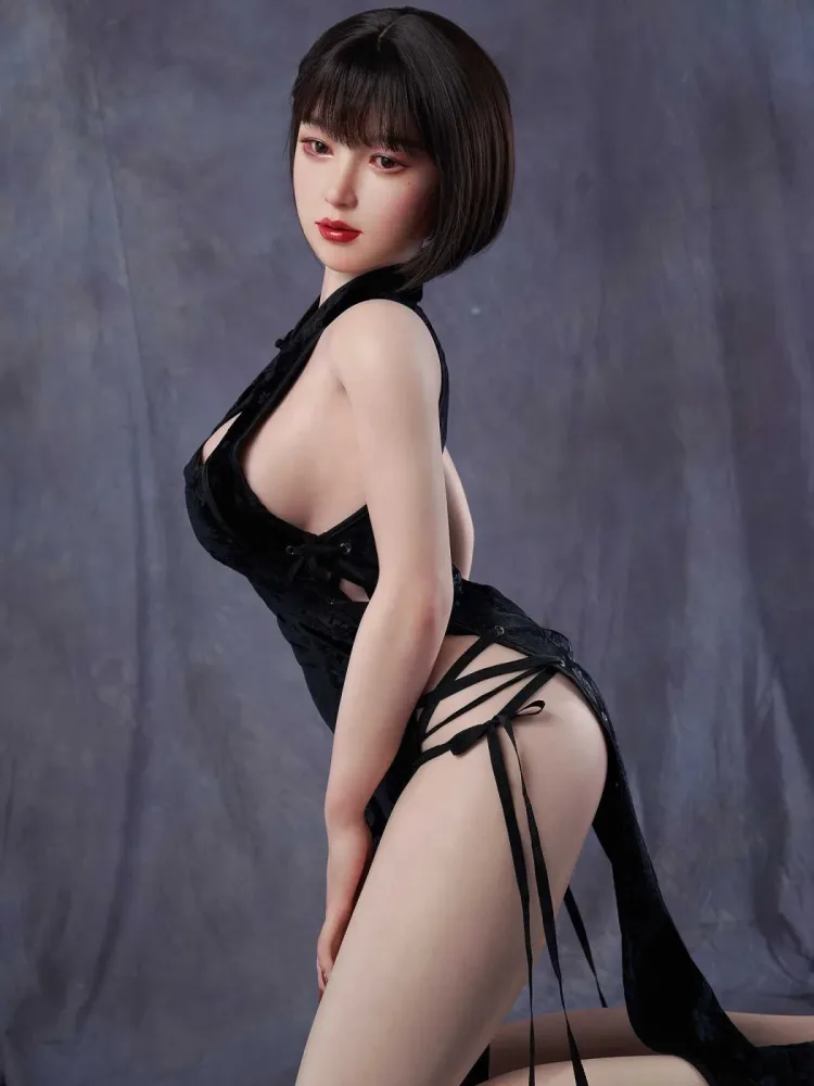 Zelex Japan Olivia 165cm Realistic Silicone Doll — Unparalleled Experience from Japan