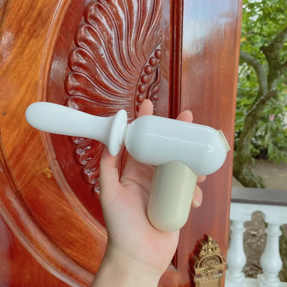 Mini 8-Speed Thrusting Rapid Vibrator Silicone ABS Toy — Designed for Convenience and Hygiene