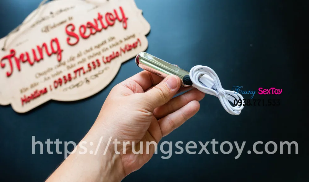 USB Rechargeable Strong Vibrating Egg for Intense G-Spot — The rechargeable feature also means no wasted batteries