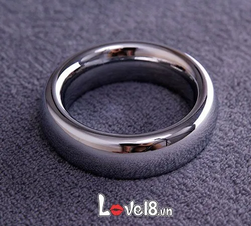 High Quality Smooth Metal Penis Ring Delay Erection Aid — With its sleek silver finish and durable alloy