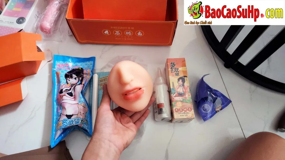 Realistic Large Silicone Mouth Masturbator with Tight Grip — Key Specifications and Features