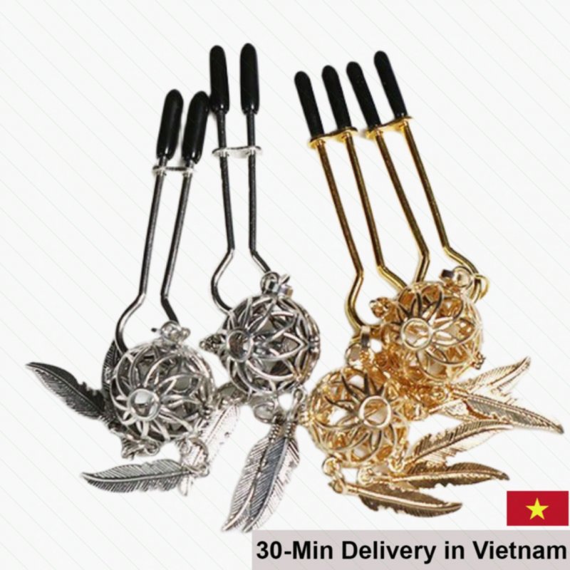 Illuminated BDSM Nipple Clamps with Charm Enhances Erotic Sensation 