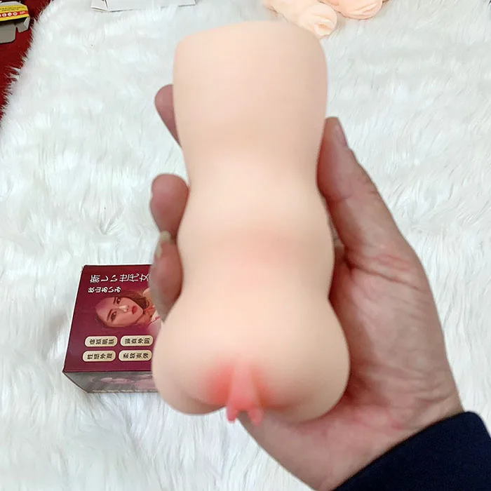 Silicone Handheld Male Masturbator Soft Realistic 15cm — photo 5
