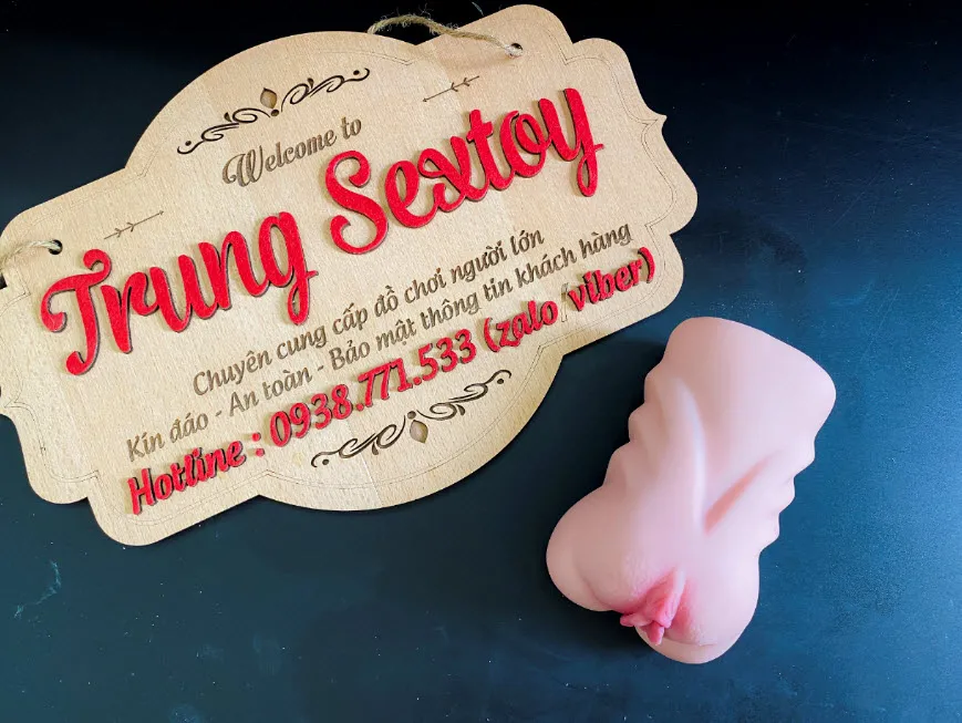 Silicone Realistic Vagina – Tight Pink Sleeve for Ultimate Pleasure — photo 4