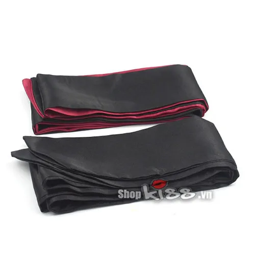Silky Satin Blindfold Soft BDSM Eye Mask Black Red — photo 8