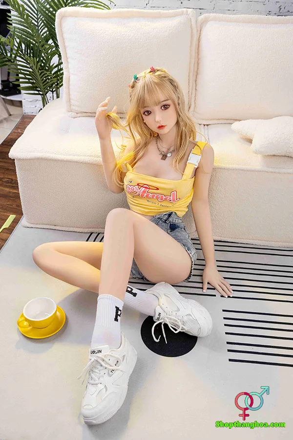 Aiomi Blonde Silicone Love Doll Cute Affordable 160cm — photo 5