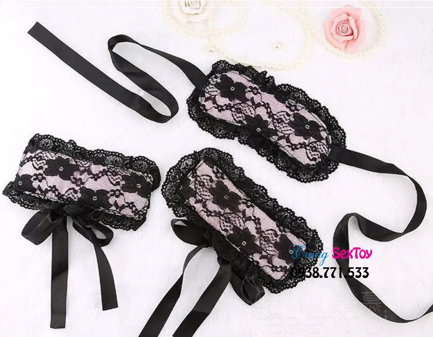 BDSM Starter Kit Blindfold and Restraint Play Accessories — photo 6