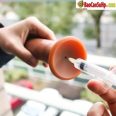 Realistic High-Quality Wall-Attached Dildo Pleasure Toy — photo 4